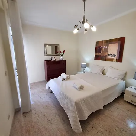 Tac - Bright Coast Quarteira