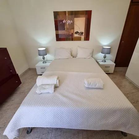 Tac - Bright Coast Quarteira